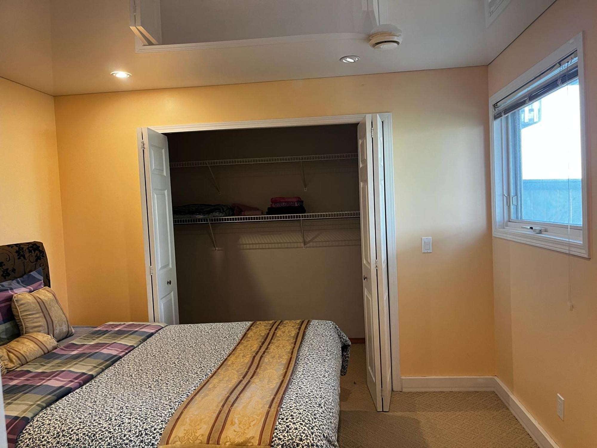 Citadel Hill Cr Community! Apartment Calgary Exterior photo